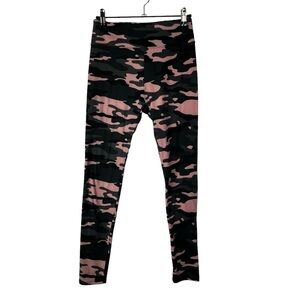 Suzette Gray & Pink Camo Print Soft Leggings OS